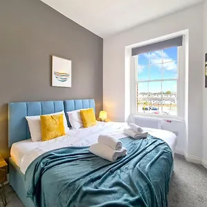 Margaret's Quattro By Fortuna Property , Cheltenham United Kingdom